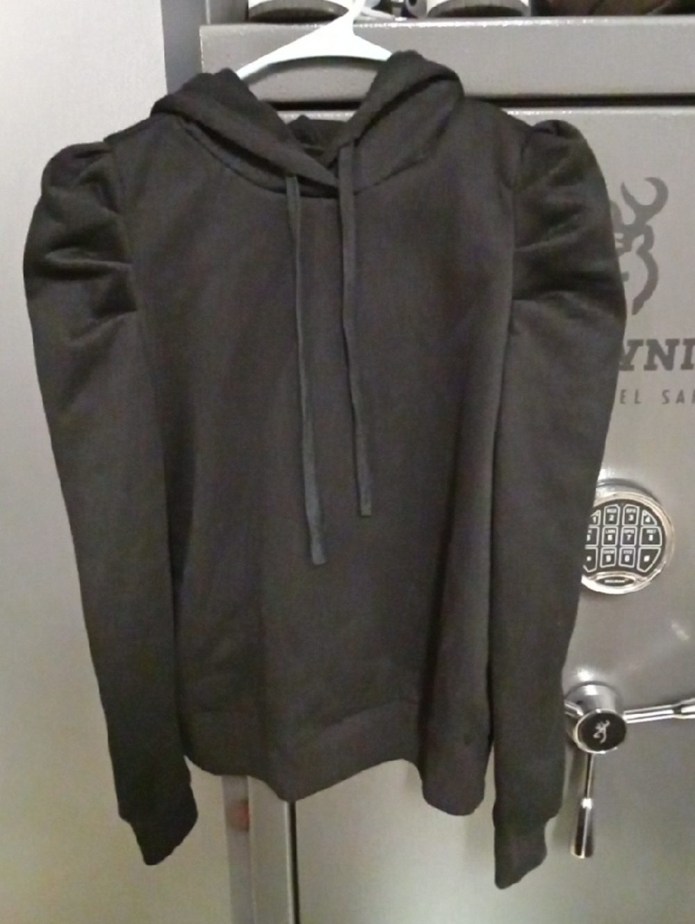 Girls Black Hoodie W Puff Sleeves